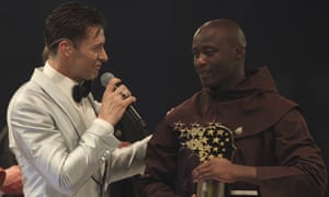 Peter Tabichi (right) with Hugh Jackman after winning the Varkey Foundation Global Teacher prize