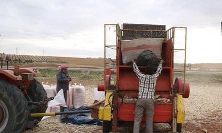 Image of farm workers taken from Isis propaganda footage