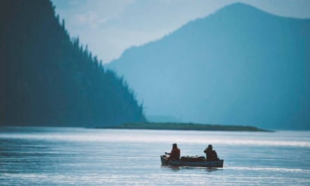 Ian Finch and Jay Kolsch canoeing on the Yukon river in Canada.