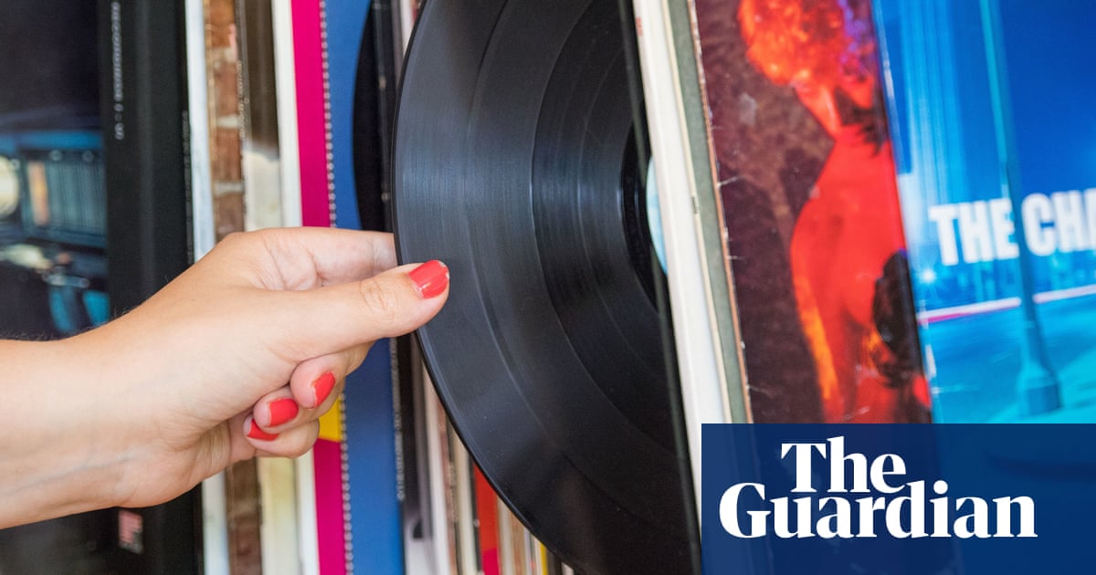 Vinyl turns tables as UK sales take highest market share since 1990