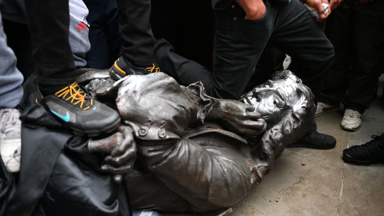 Cheers as Bristol protesters pull down statue of 17th century ...