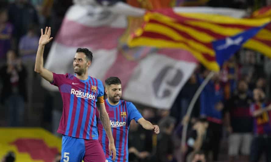 Sergio Busquets celebrates Barcelona’s second goal in the 2-1 victory over Mallorca.