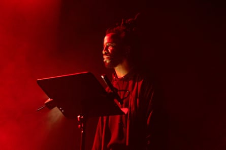 Simeon Barclay performing The Ruin.