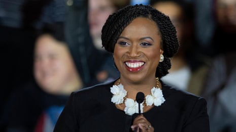 Ayanna Pressley becomes Massachusetts' first black congresswoman – video
