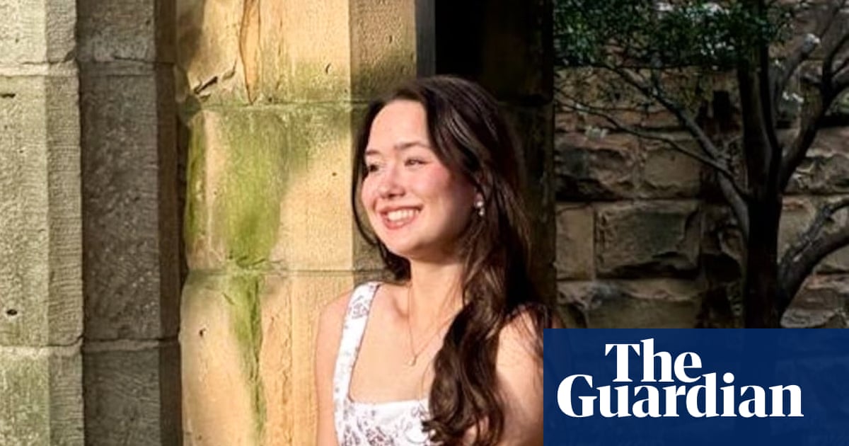 लुइसियाना मॉल में गोलीबारी में मारे गए व्यक्ति के रूप में हाई स्कूल सीनियर की पहचान की गई