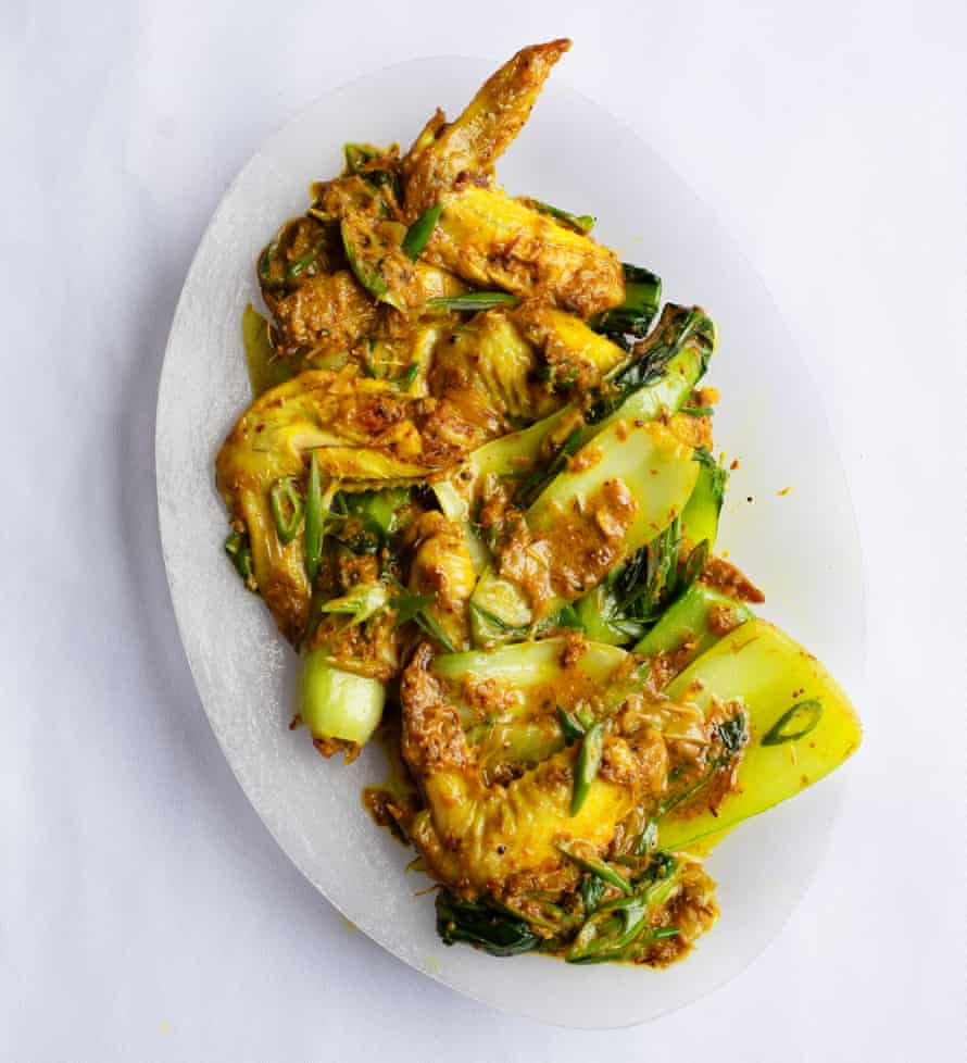 Chicken wings in a coconutty spice base with pak choi.
