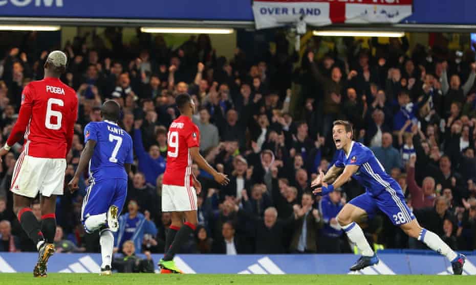 N’Golo Kanté, second left, wheels away after scoring the decisive goal for Chelsea.