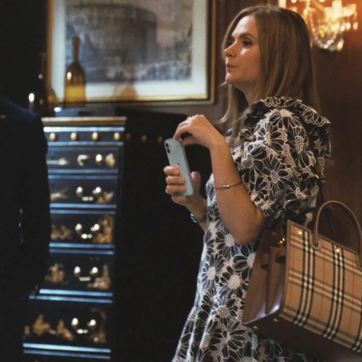 Burberry carry all bag Clearance