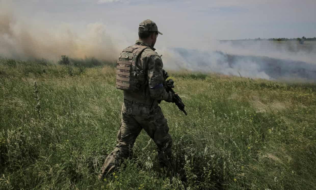 Kyiv reports advances in ‘extremely fierce’ counteroffensive fighting (theguardian.com)