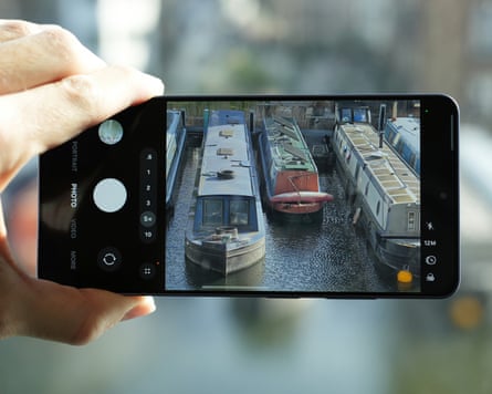 The Samsung camera app on a Galaxy S26 Ultra.