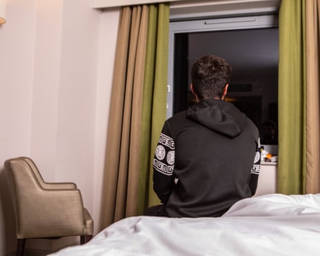 Richiedenti asilo negli hotel del Regno Unito