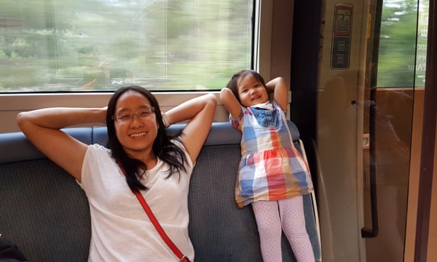 Wendy and her daughter take the train