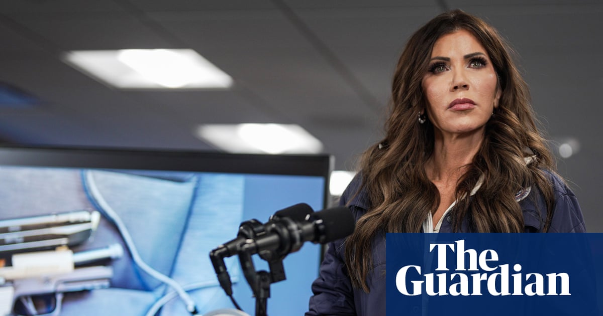 Democrats amp up calls to ‘immediately fire’ Kristi Noem after Alex Pretti killing