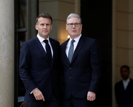 स्टार्मर का कहना है कि यह ‘चौंकाने वाला’ और ‘अक्षम्य’ है, उन्हें यह नहीं बताया गया कि मैंडेलसन जांच में विफल रहे – ब्रिटेन की राजनीति लाइव