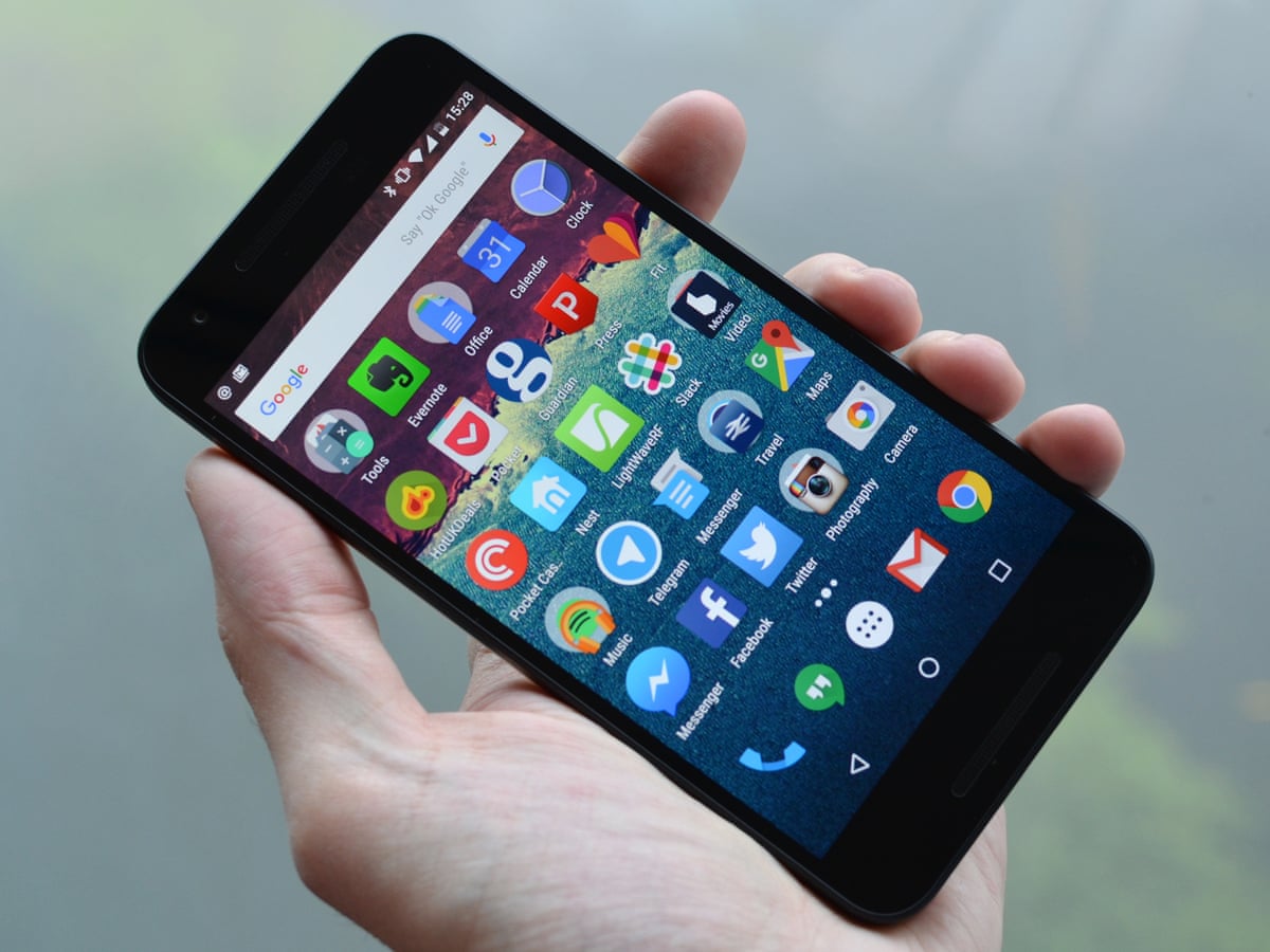 https www theguardian com technology 2015 oct 23 google nexus 5x review android 60 marshmallow smartphone battery