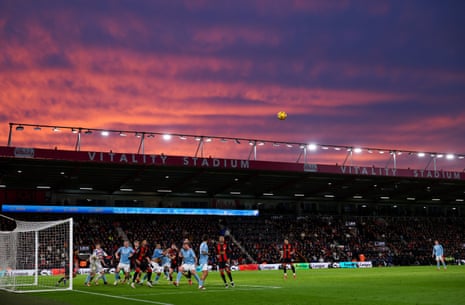 Bournemouth defend a corner as the winter sun sets in the match against Nottingham Forest at the Vitality Stadium