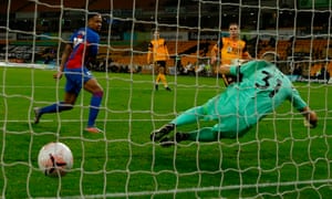 Daniel Podence (second right) scores Wolves’ second goal.
