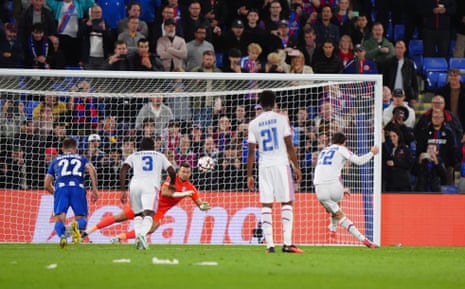 Jørgen Strand Larsen scores a penalty