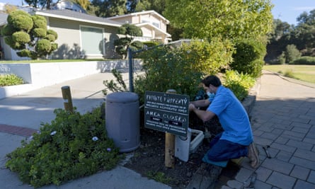 Gilmer installs an advanced water metering system in Agoura Hills, California.