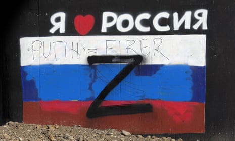 Graffiti reads ‘I love Russia’ and ‘Putin = Führer’ in Belgrade, Serbia.
