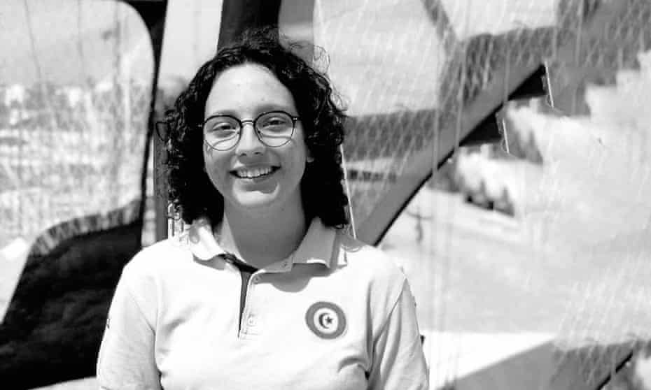 The Tunisian Olympic sailor Eya Guezguez has died at the age of 17.