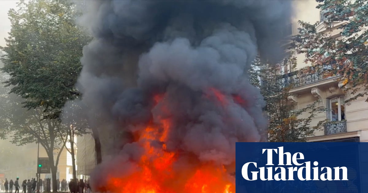 France school protests escalate into unrest as prime minister convenes crisis meeting