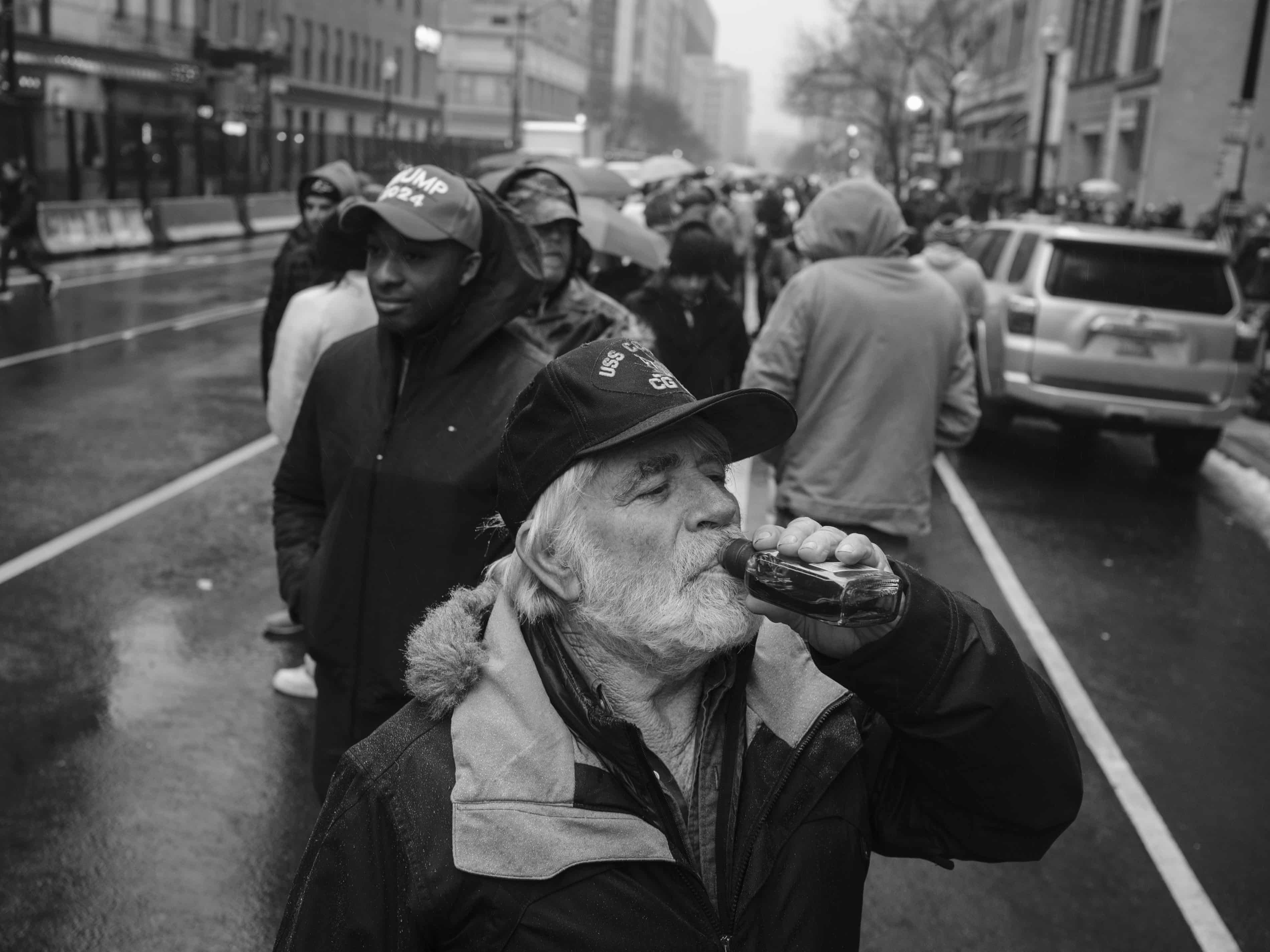 Felon Returns to Power: Trump’s Inauguration to Be Held Indoors (nytimes.com)