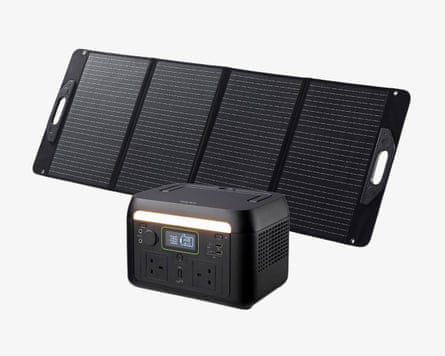 Acer 600W Portable Power Station.