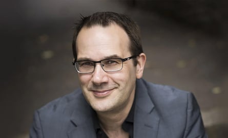 Responsive … Christopher Glynn, pianist.
