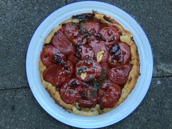 How To Make The Perfect Tomato Tarte Tatin Felicity Cloake