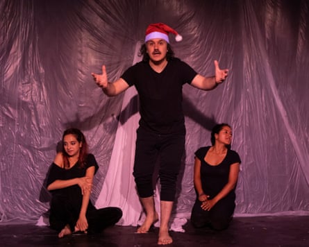 Sama Rantisi, Sami Abu Wardeh, Sara Masry in Santa Claus on Holiday.
