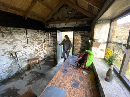 Entering Oyster Clough cabin.