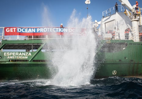 A granite boulder being placed by Greenpeace in the Offshore Brighton marine protected area to disrupt the practice of bottom trawling in February 2021