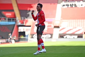 Southampton v arsenal: fa kupası dördüncü tur - canlı! 1 kyle walker-peters maçın ilk golünü kutluyor.