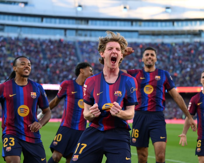 European football: Gordon boosts Barcelona and Bayern battle back