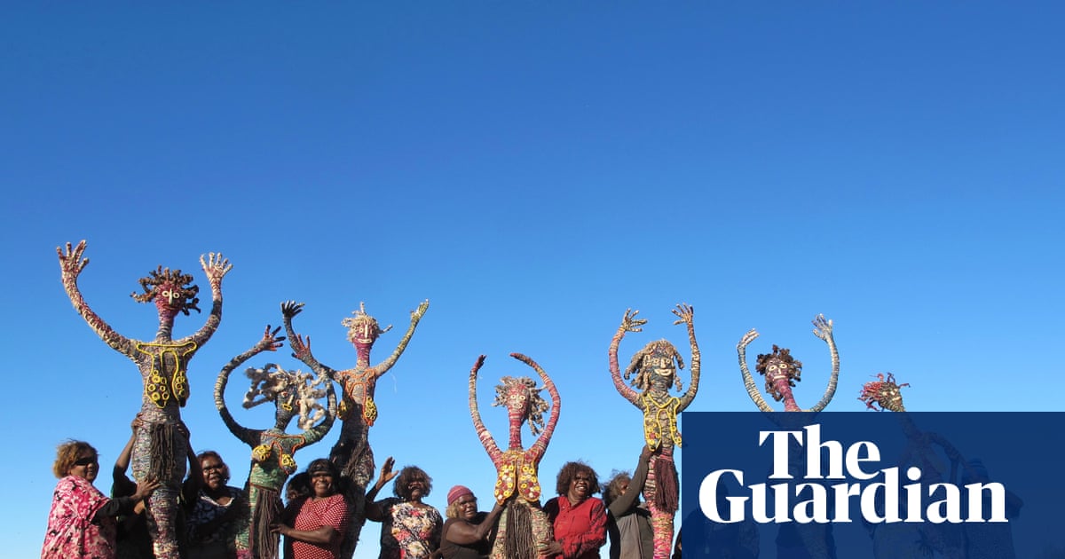 Tjanpi Desert Weavers Empower 400 Indigenous Women Across Remote Australia