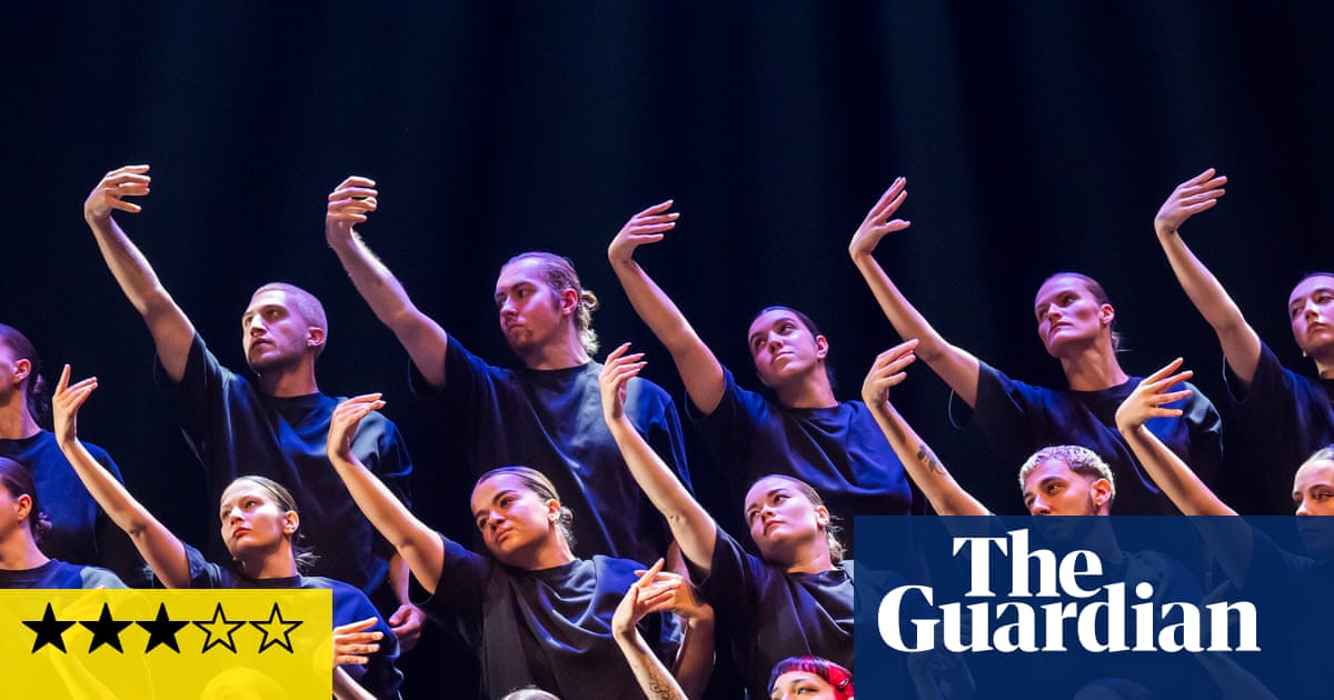 Murmuration Level 2 review – mesmerising dance multiplies in tutting fractal forms