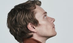 GUARDIAN ALFIE ALLEN SHOT 02 110