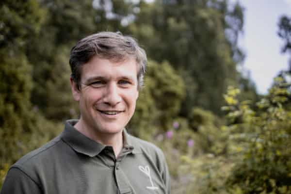 Alan McDonnell para Affric Highlands, Escocia, director de conservación del Reino Unido para la reconstrucción de la organización benéfica Trees for Life