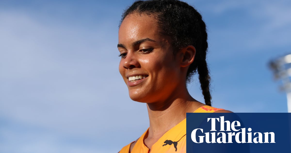 Sprinter Torrie Lewis helps Australian relay team break 24-year Olympics drought