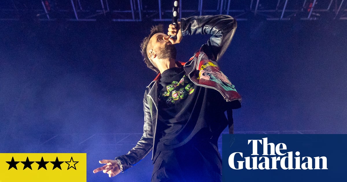 Kasabian review – Serge Pizzorno ably steps up as frontman for new era