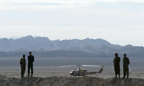 Iranian soldiers on the border between Iran and Pakistan at Mirjaveh