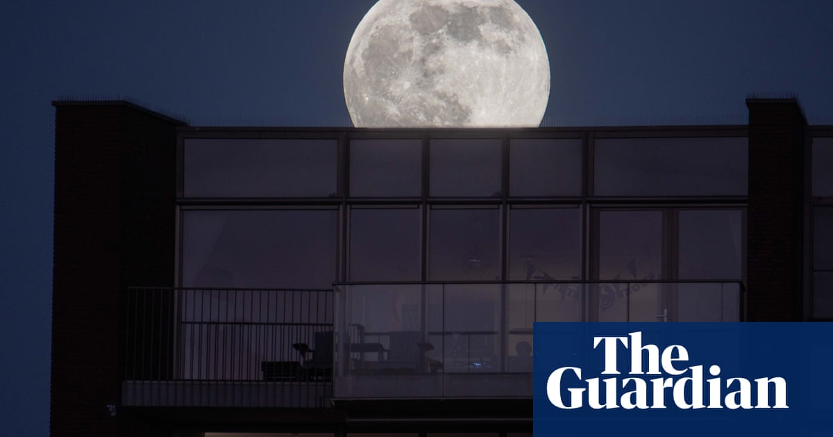 Wolf Moon In Pictures Science The Guardian Wolf Moon In Pictures Science The Guardian