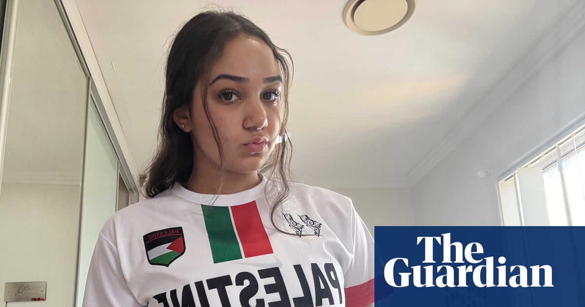 Teenage girl wearing jersey with Palestinian flag refused entry to Sydney A-League game