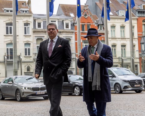 Don Farrell (right) with the EU trade commissioner, Maroš Šefčovič, in Brussels