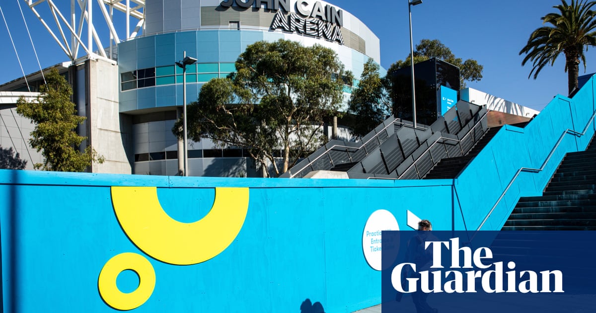 Australian Open crowds to be capped at 50% due to Omicron surge in Melbourne