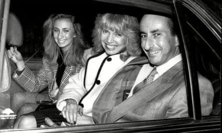 Ralph Halpern with his wife Joan and daughter Jennifer in 1987, the year he was exposed in a kiss-n-tell story as the ‘five-times-a-night Burton boss’.