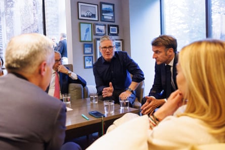 Keir Starmer talks to Emmanuel Macron, Giorgia Meloni, Mark Carney and Friedrich Merz