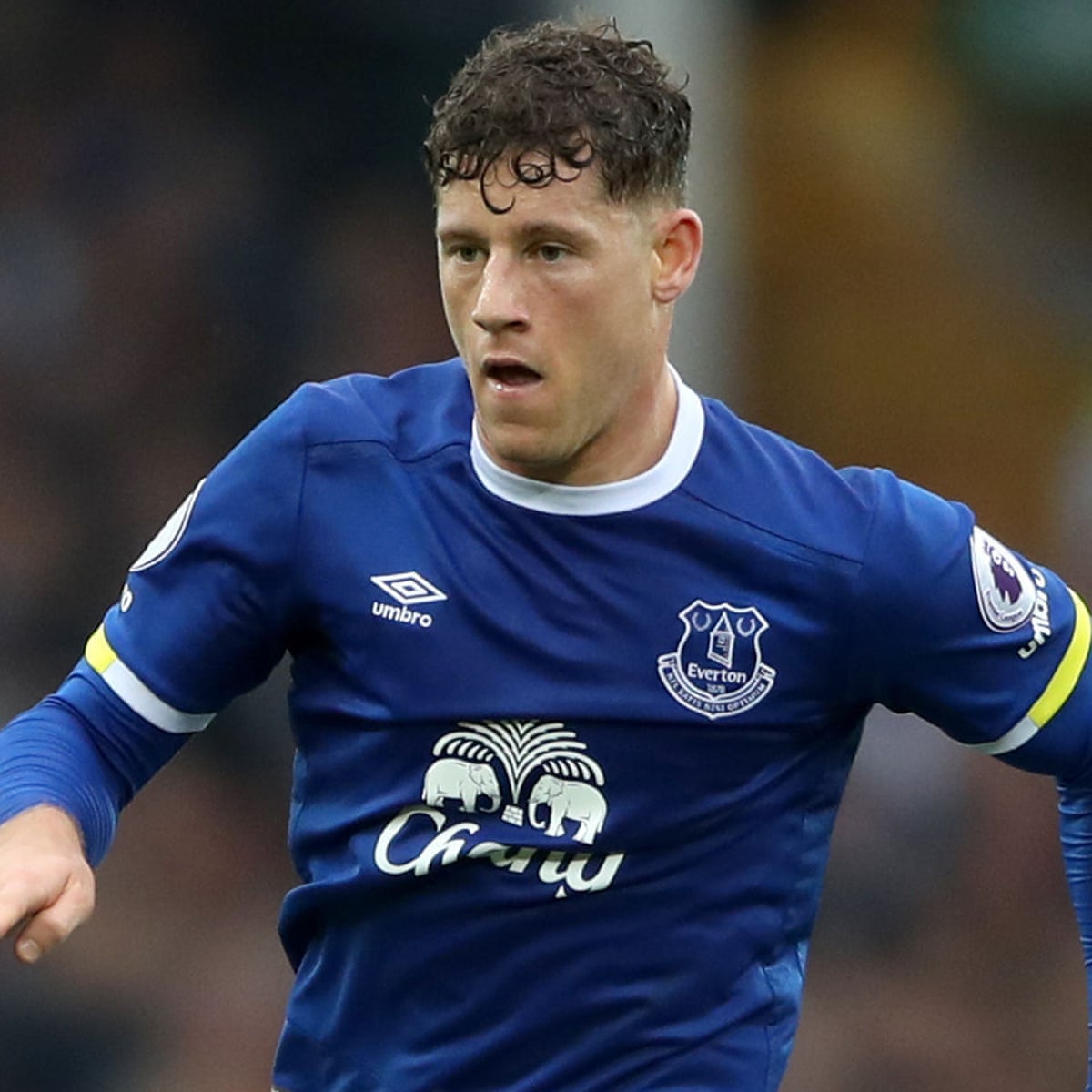 Ross Barkley - Tiềm năng lớn trong bóng đá hiện đại Hành trình từ thần đồng đến ngôi sao tiềm năng Ross Barkley - Tiềm năng lớn trong bóng đá hiện đại Hành trình từ thần đồng đến ngôi sao tiềm năng