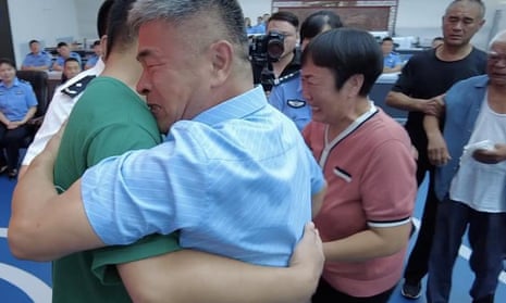 Guo Gangtang is reunited with his son